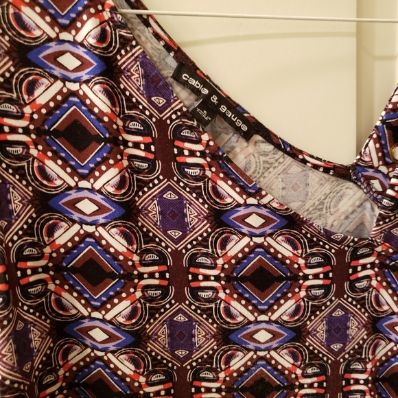 Unique tunic top - Picture 3 of 3